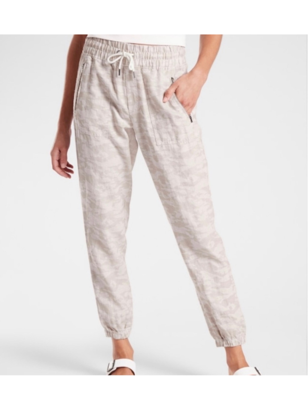 Women's Athleta Joggers Size S Beige White Camo Print Pants